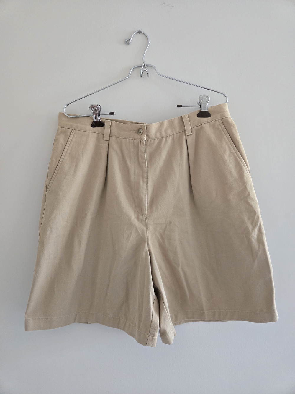Jones New York Pleated High-Waist Khaki/Tan Women's Shorts